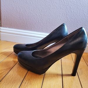 BANANA REPUBLIC Black Heels